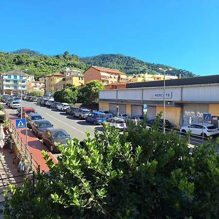 A - Casa Di Andrea Apartament Levanto