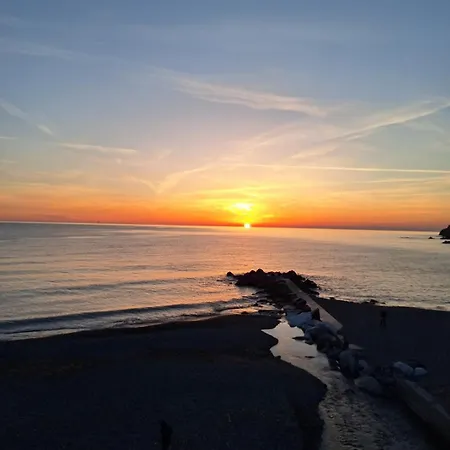 A - Casa Di Andrea Levanto